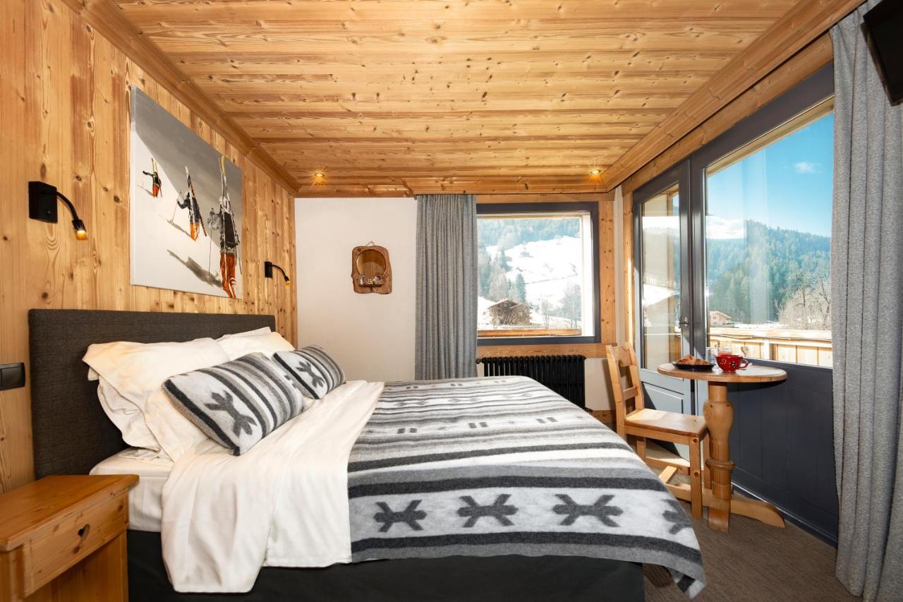 Hotel-Chalet Les Ecureuils Restaurant, Piscine, Jardin Garage Le Grand-Bornand Kültér fotó