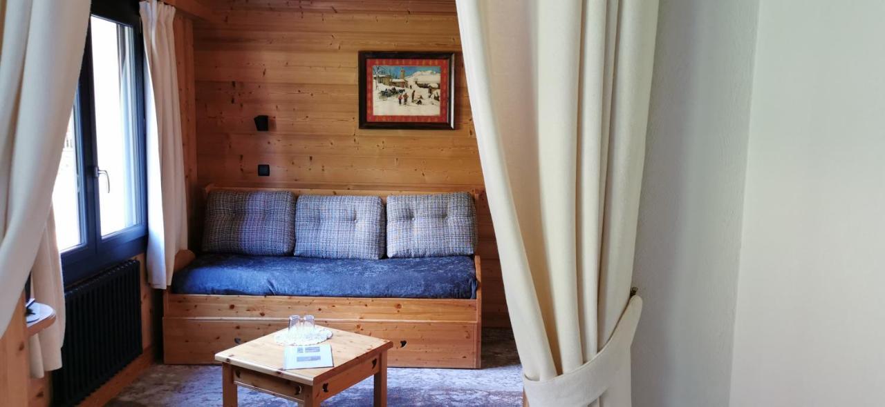Hotel-Chalet Les Ecureuils Restaurant, Piscine, Garage Le Grand-Bornand Kültér fotó